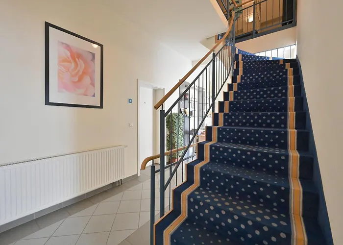 Strandnahe-ferienwohnung-4-fuer-6-personen-villa-celia-sellin Appartement Sellin (Rugen)